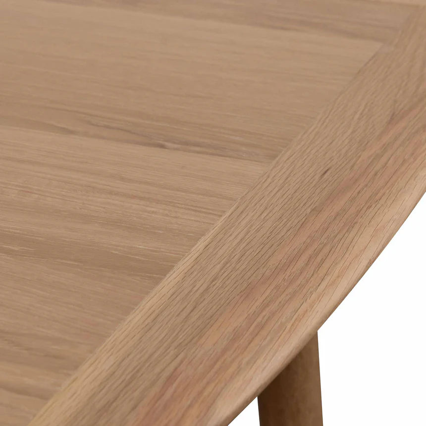 Versatile Extendable Dining Table - Natural