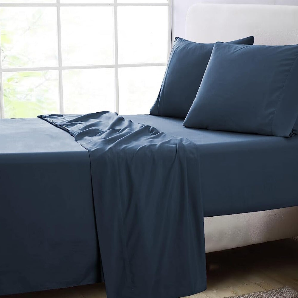 2000 Thread Count Ultra Soft Microfiber 4 Pcs Bed Sheet Set - King (Royal Blue)