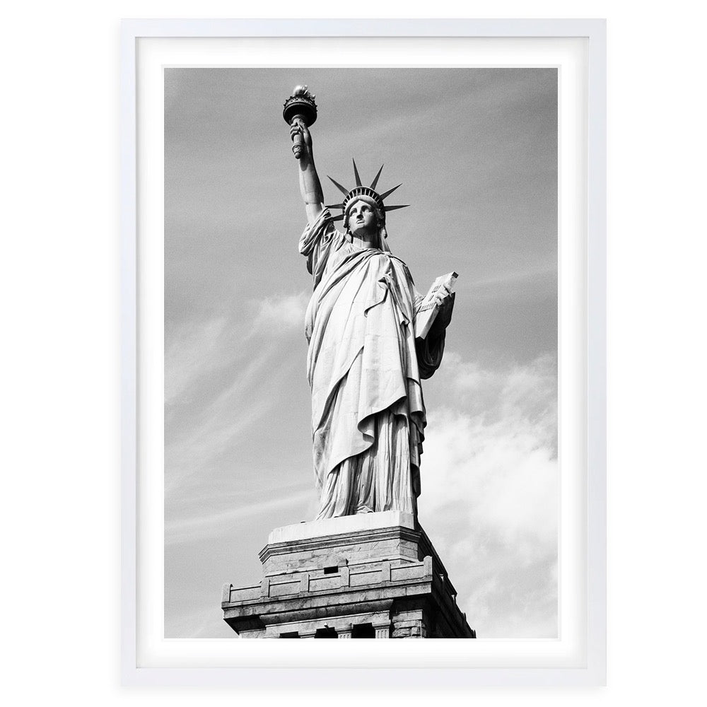 Statue Of Liberty 105cm x 81cm Framed A1 Art Print